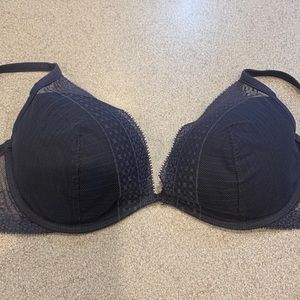 Victoria’s Secret 36D plunge bra. Underwired, lightly lined, no padding. Gray
